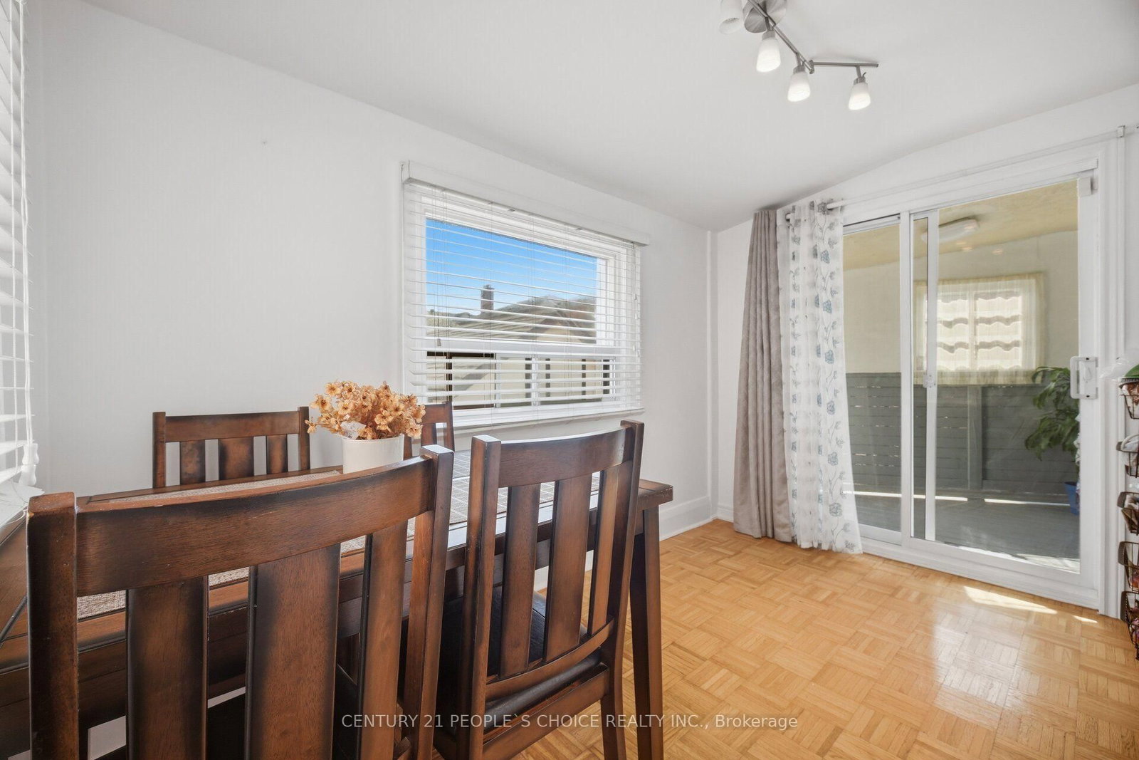 161 Northland Avenue • Toronto, ON photo 21