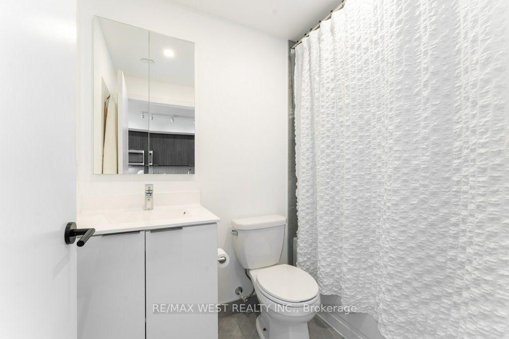20 Shore Breeze Drive • #3206 • Toronto, ON photo 12
