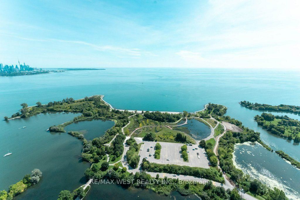 20 Shore Breeze Drive • #3206 • Toronto, ON photo 20