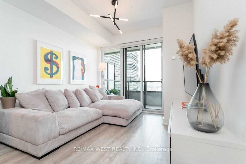 20 Shore Breeze Drive • #3206 • Toronto, ON photo 9