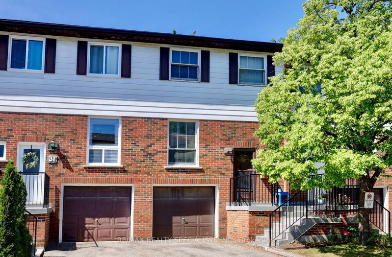 30 - 2445 Homelands Drive