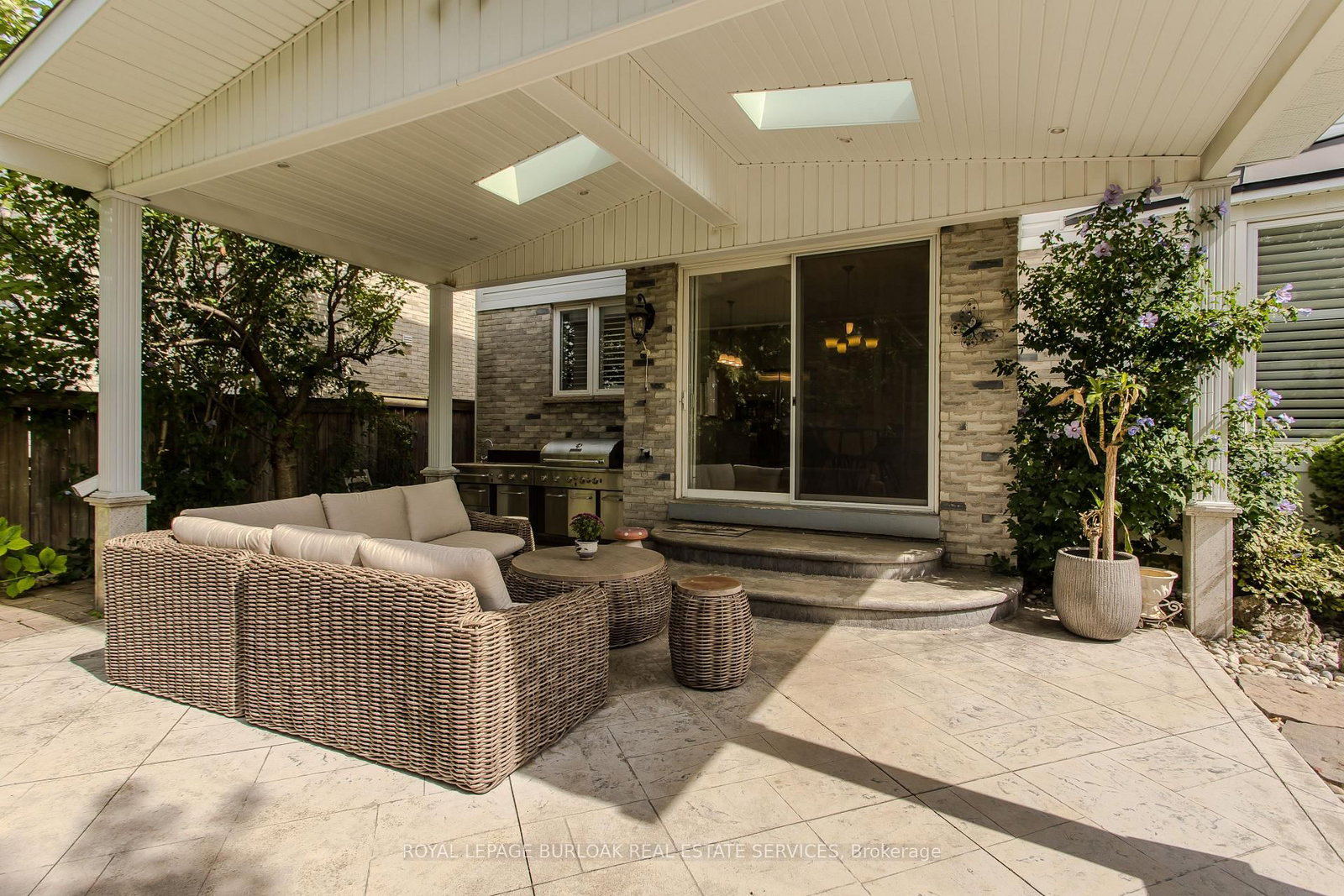 2194 Berwick Drive • Burlington, ON photo 30
