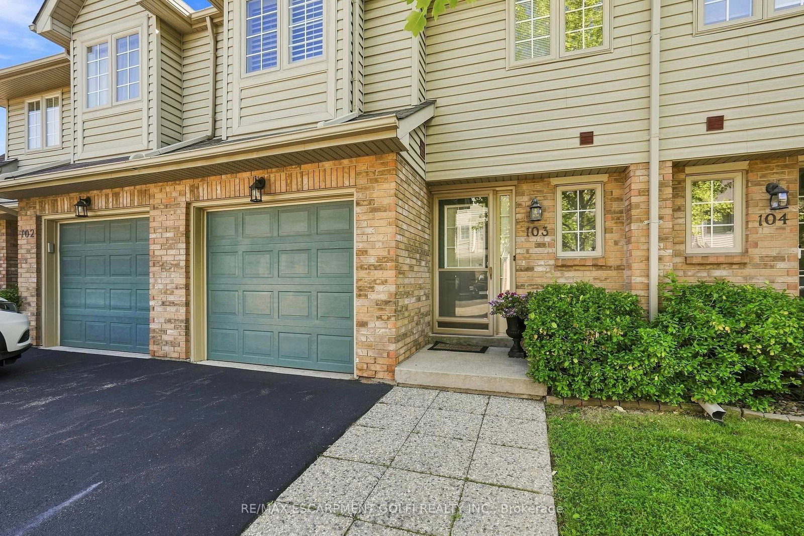 3333 NEW Street • #103 • Burlington, ON photo 3