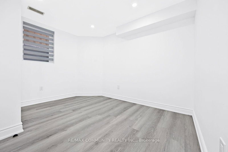 64 Fallstar Brampton,ON L7A 2J7 — Photo 10