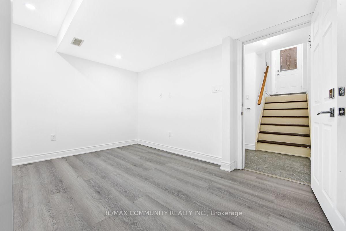 Bsmt - 64 Fallstar Crescent, Brampton 3