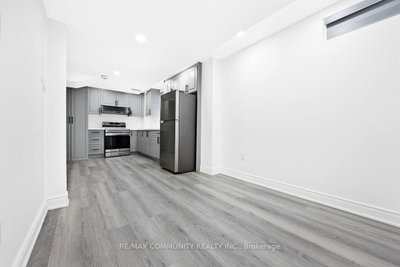 64 Fallstar Brampton,ON L7A 2J7 — Photo 4