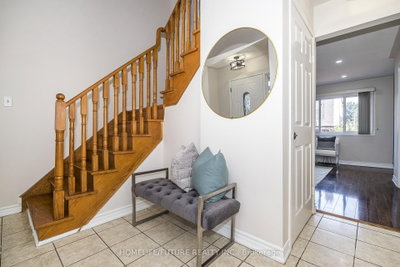 48 Creditstone Road • Brampton, ON photo 3