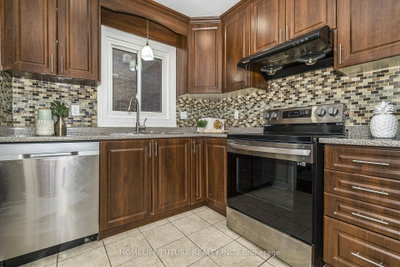 48 Creditstone Road • Brampton, ON photo 9