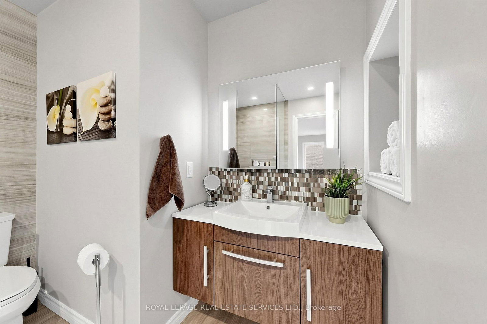 2413 Baintree Crescent • Oakville, ON photo 27