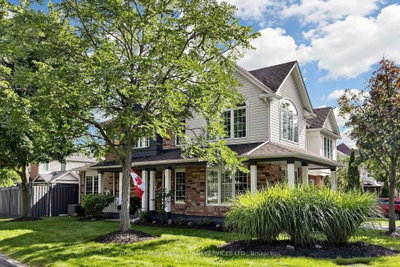 2413 Baintree Crescent • Oakville, ON photo 4