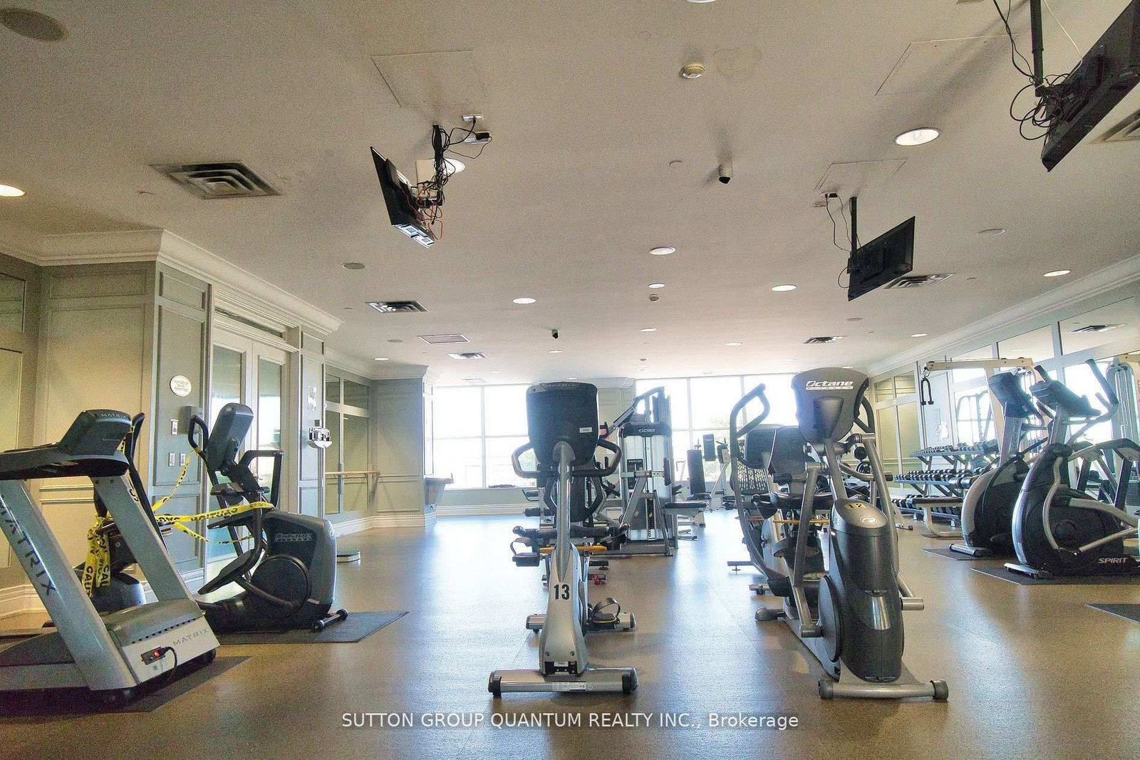 25 Kingsbridge Garden Circle • #1123 • Mississauga, ON photo 5