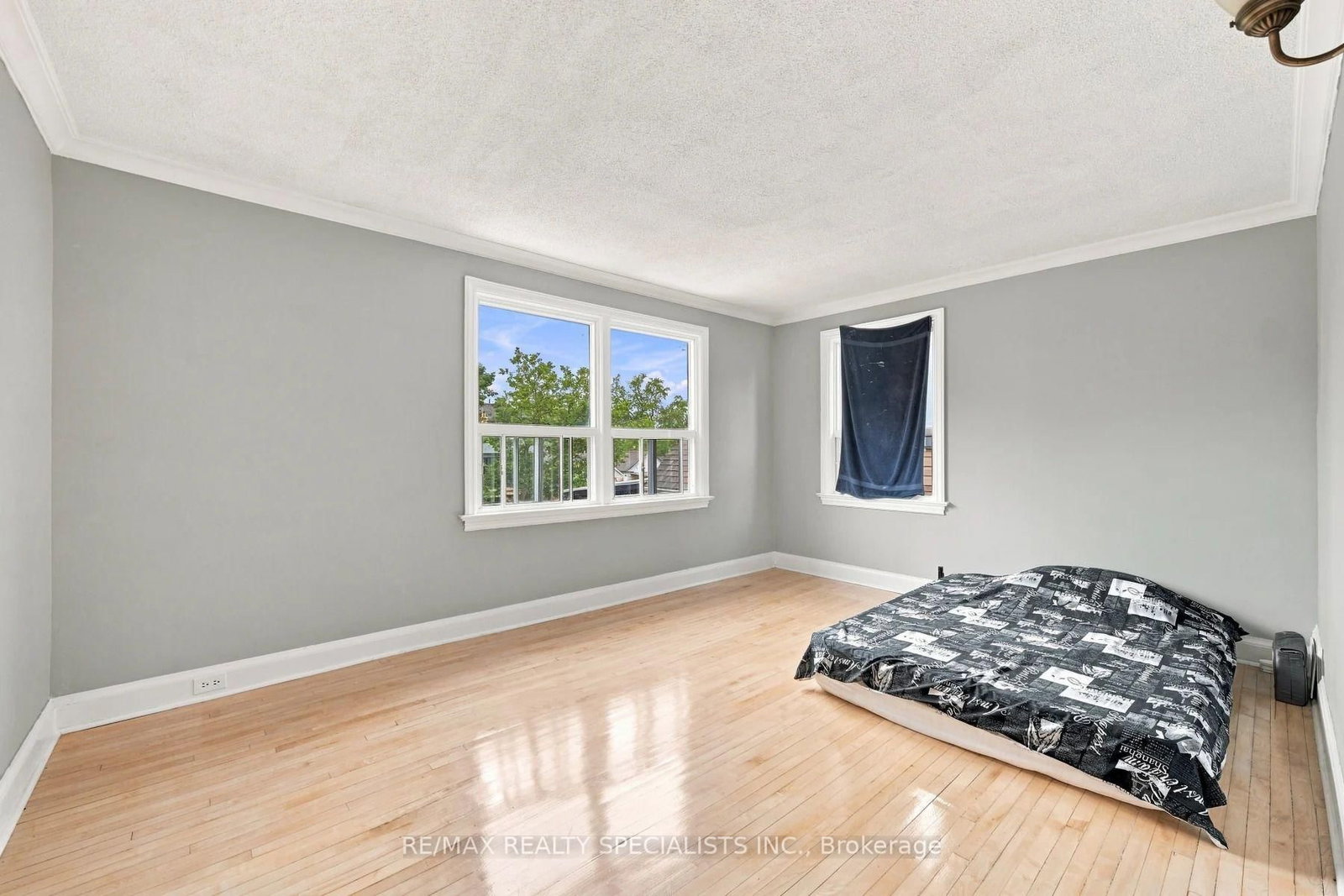 39 Macdonald Street • Toronto, ON photo 15