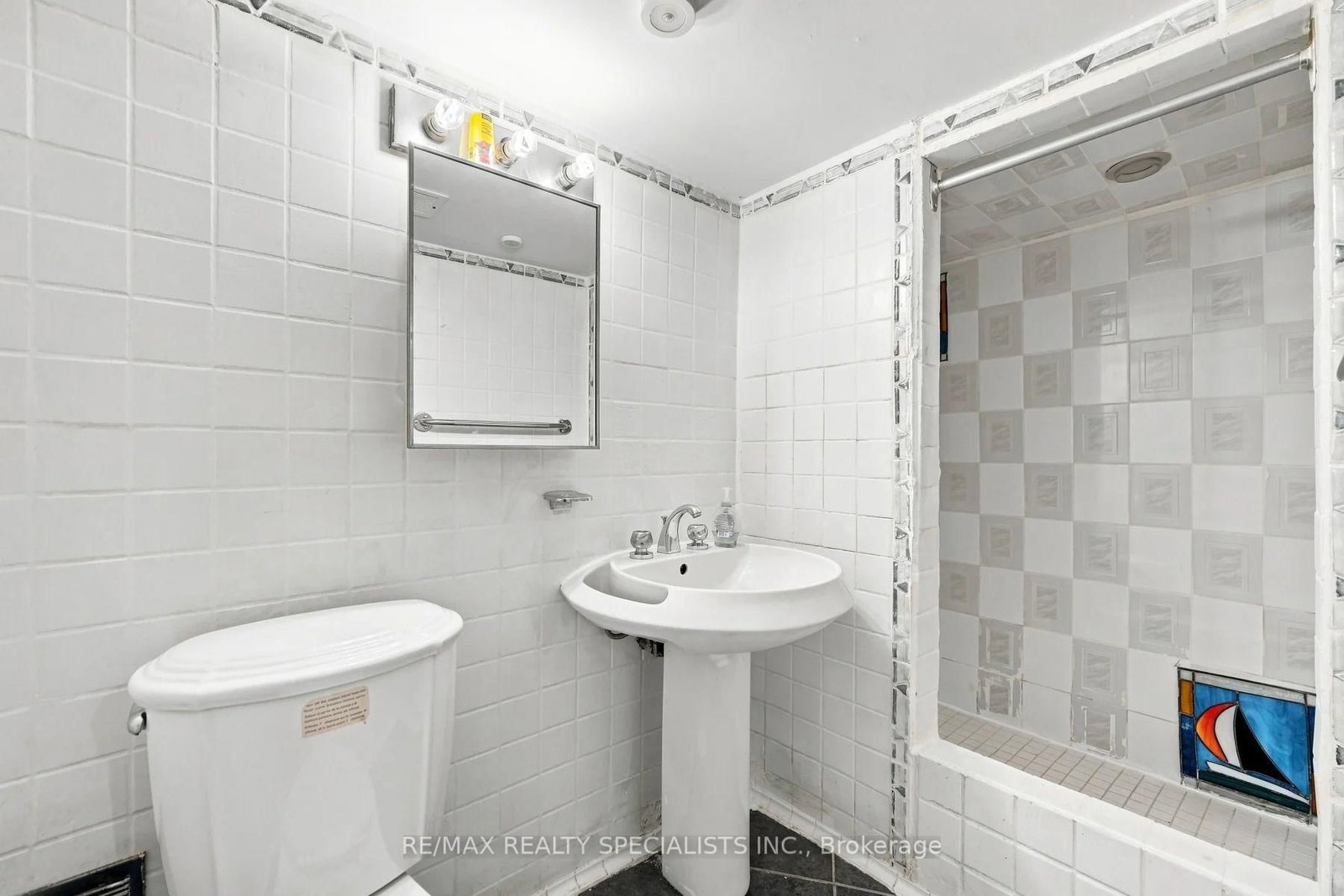 39 Macdonald Street • Toronto, ON photo 21