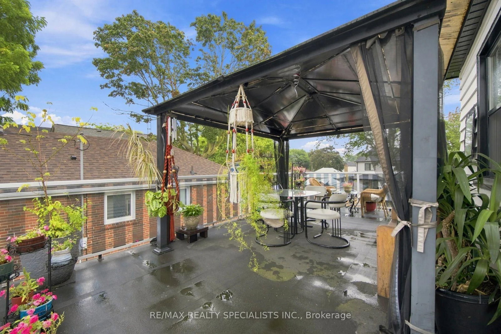 39 Macdonald Street • Toronto, ON photo 23