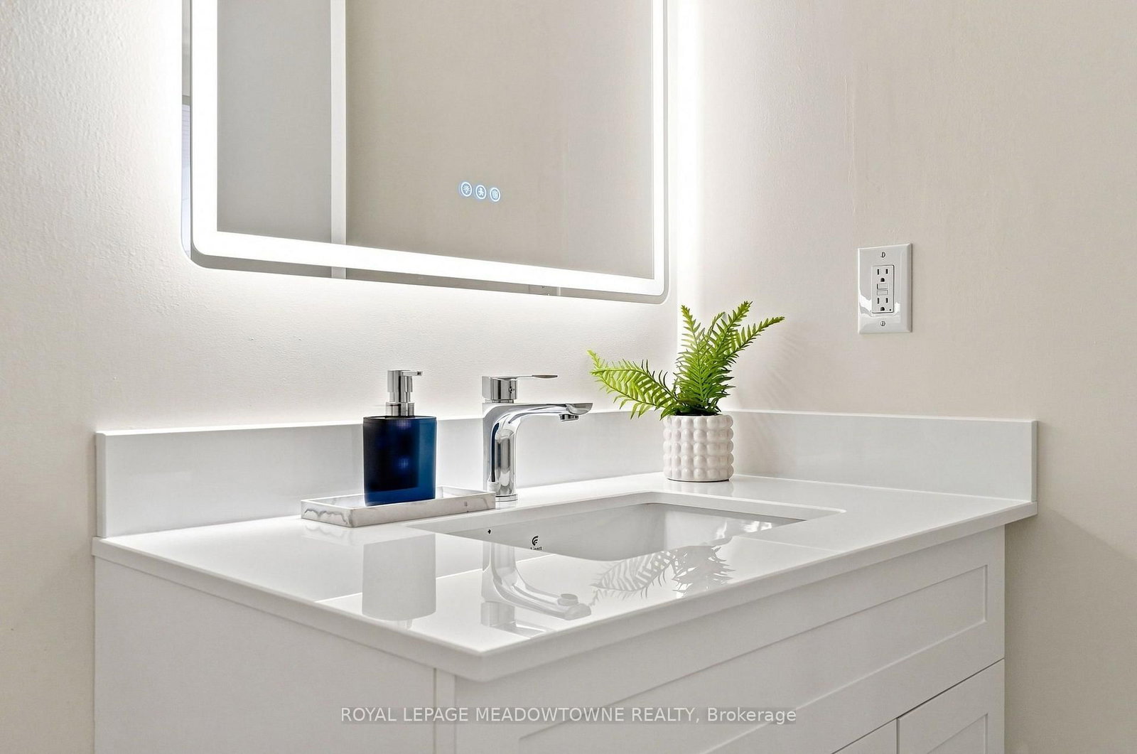 20 Mineola Road • #17 • Mississauga, ON photo 22