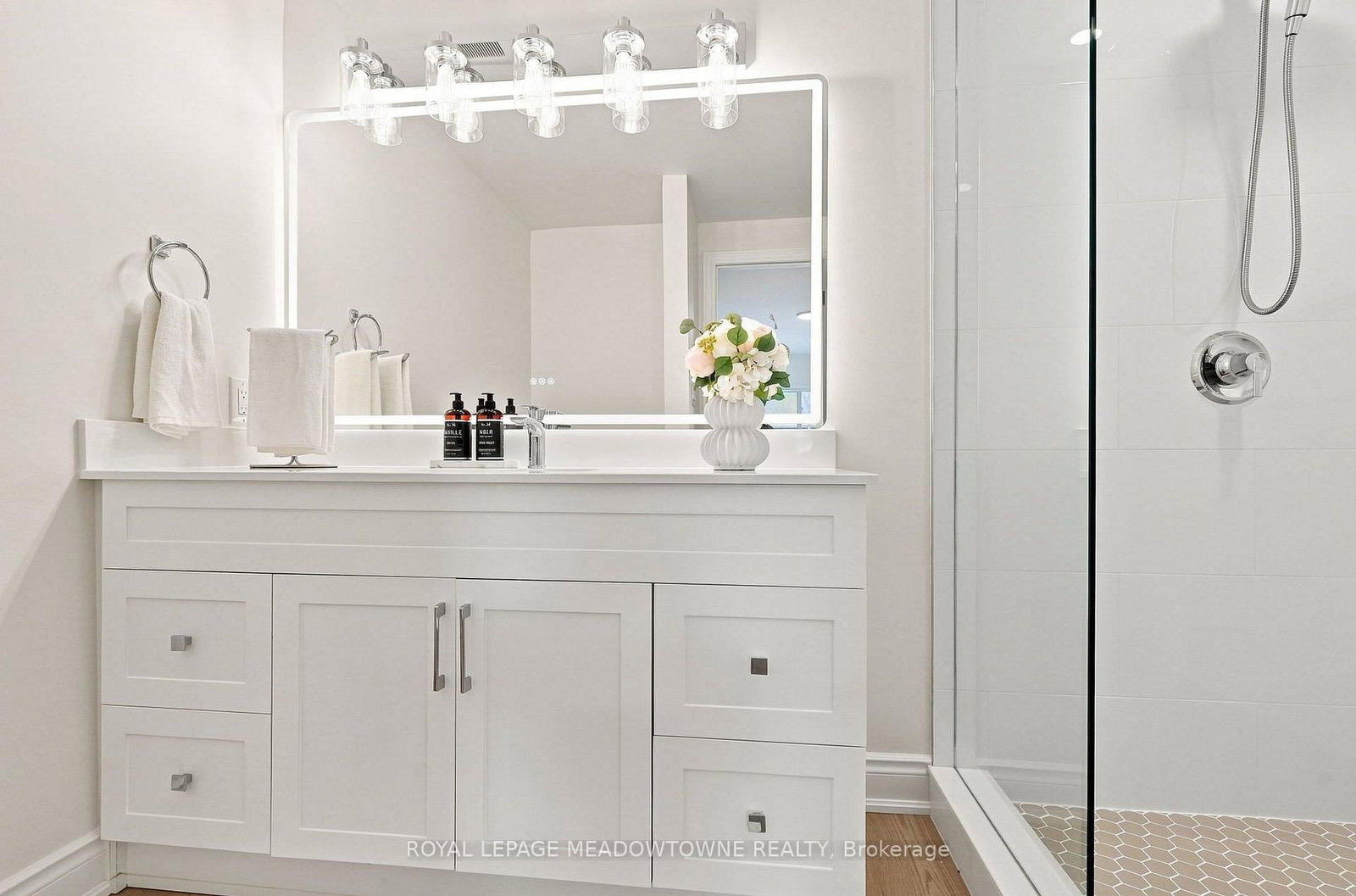 20 Mineola Road • #17 • Mississauga, ON photo 29
