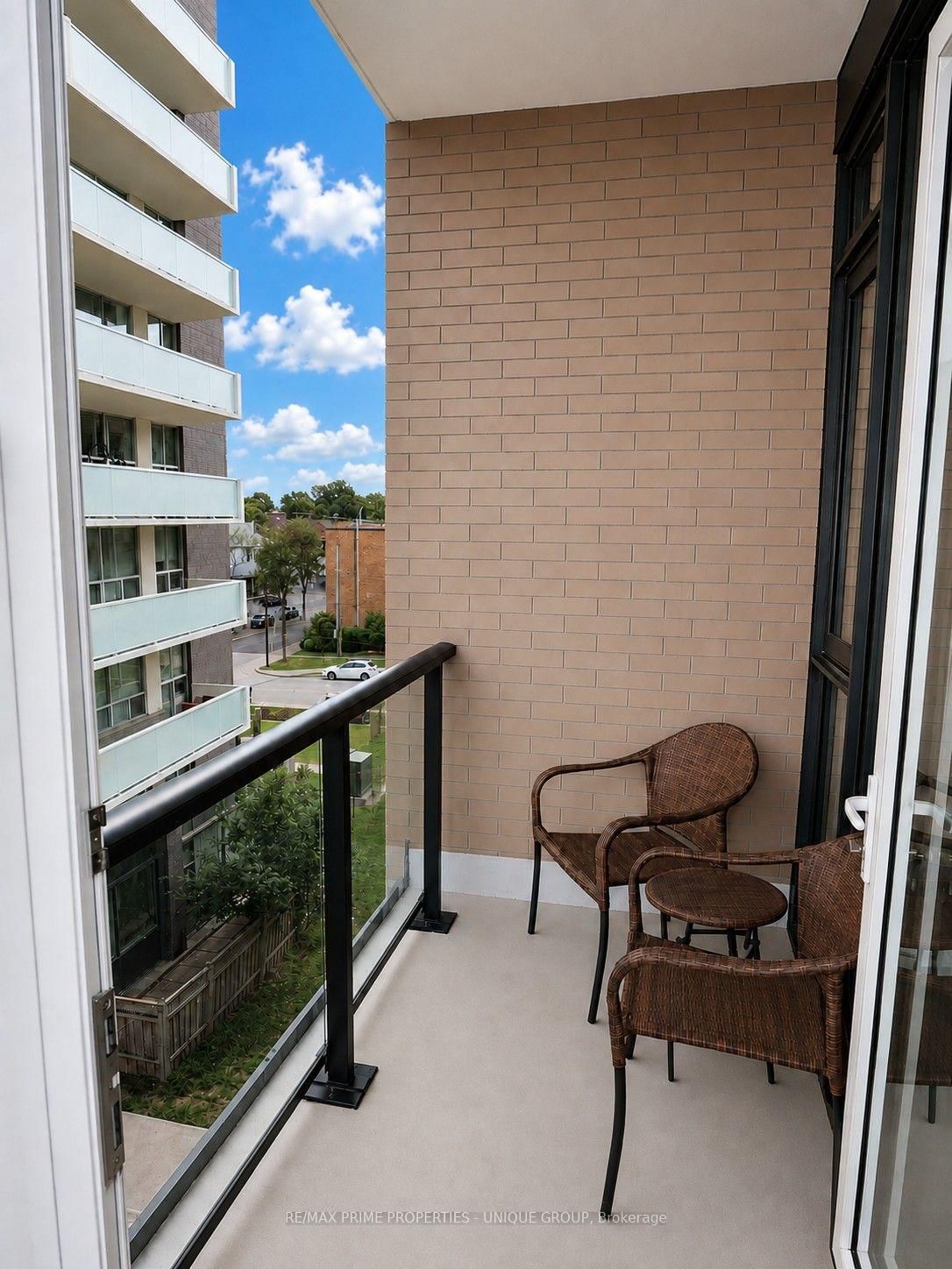 293 The Kingsway • #412 • Toronto, ON photo 20
