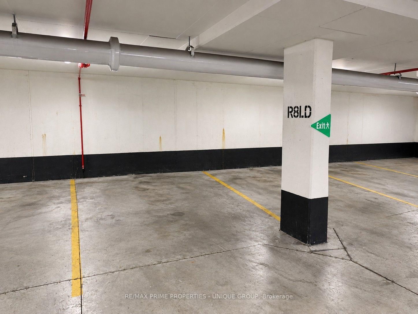 293 The Kingsway • #412 • Toronto, ON photo 36