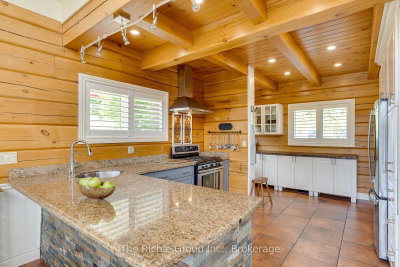 143 Green Lake Road W • Caledon, ON photo 8
