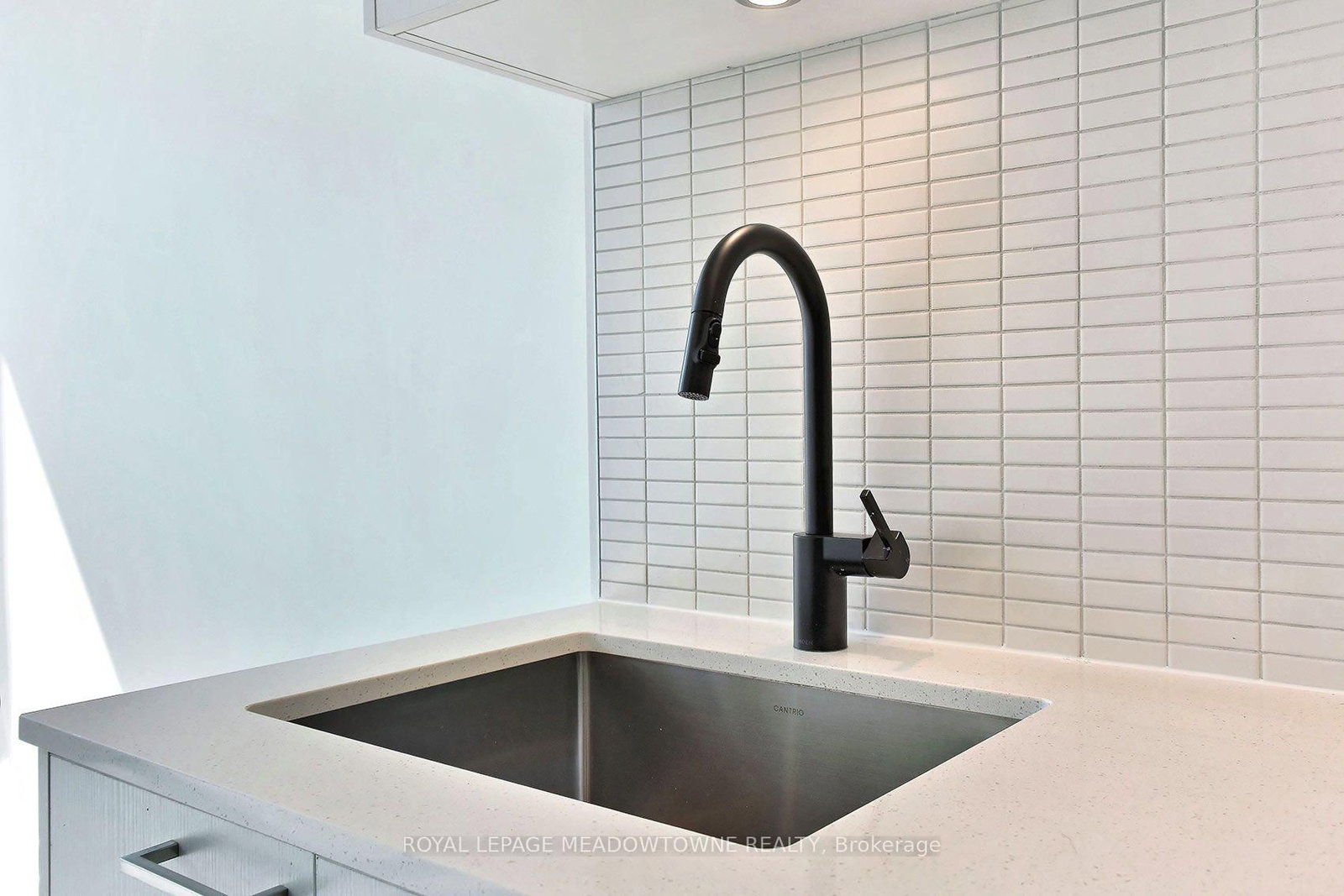 1808 St. Clair Avenue W • #712 • Toronto, ON photo 20