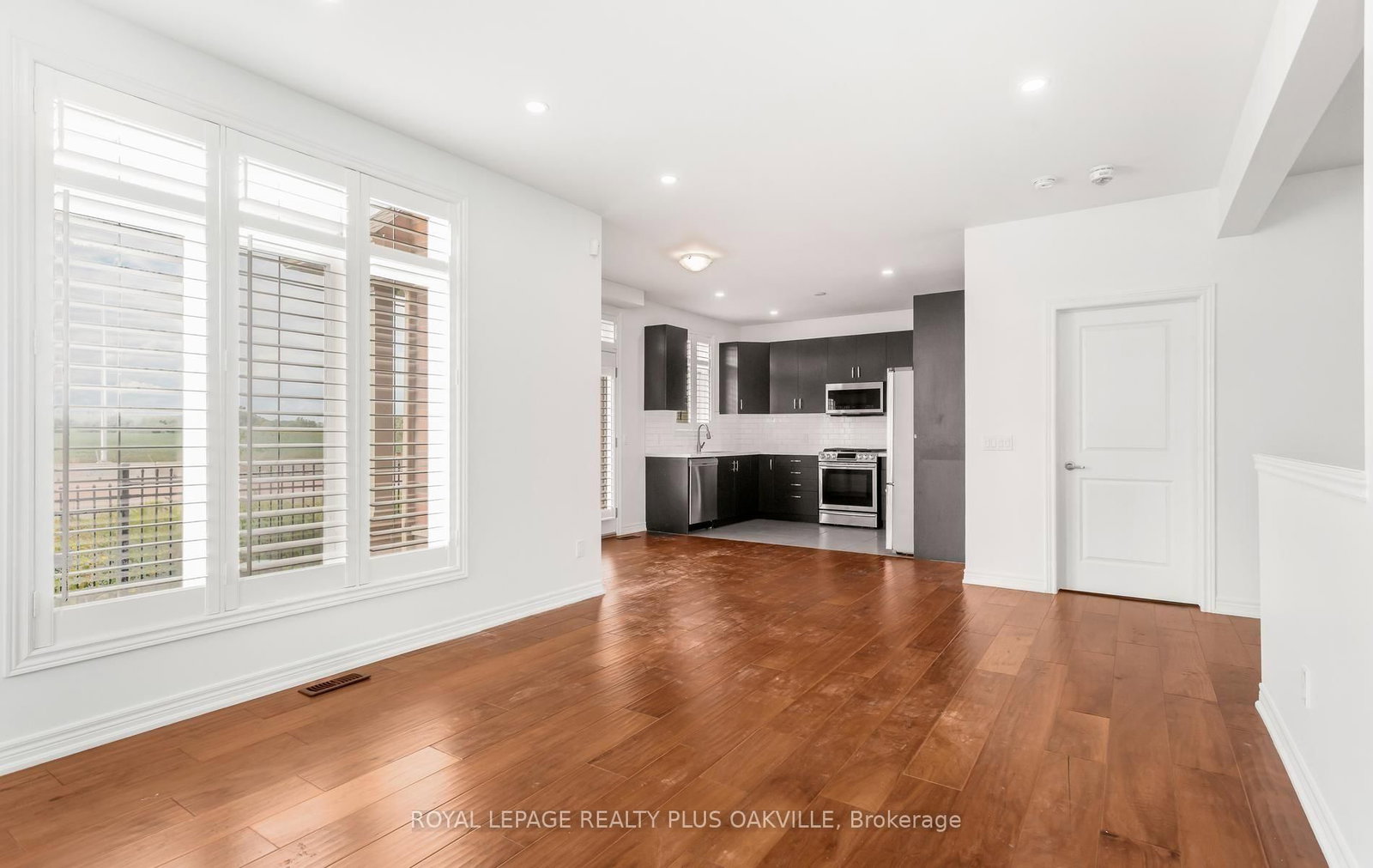2386 Natasha Circle • Oakville, ON photo 10