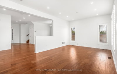2386 Natasha Circle • Oakville, ON photo 8