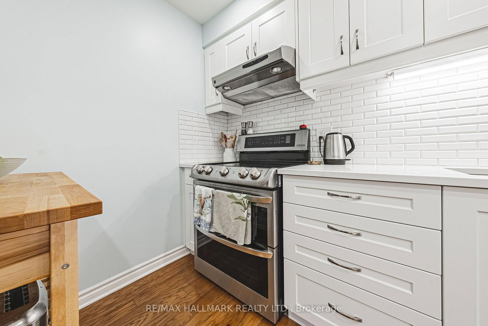 3050 Pinemeadow Drive • #6 • Burlington, ON photo 19