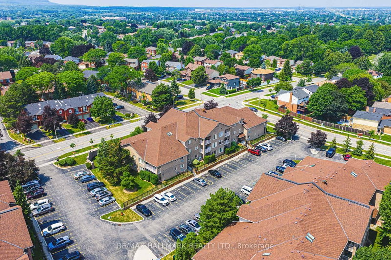 6 - 3050 Pinemeadow Drive