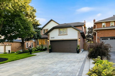 3440 Marmac Crescent • Mississauga, ON photo 3
