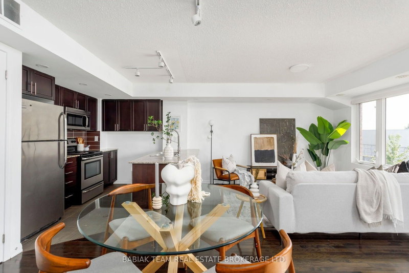 258 - 8 Foundry Avenue