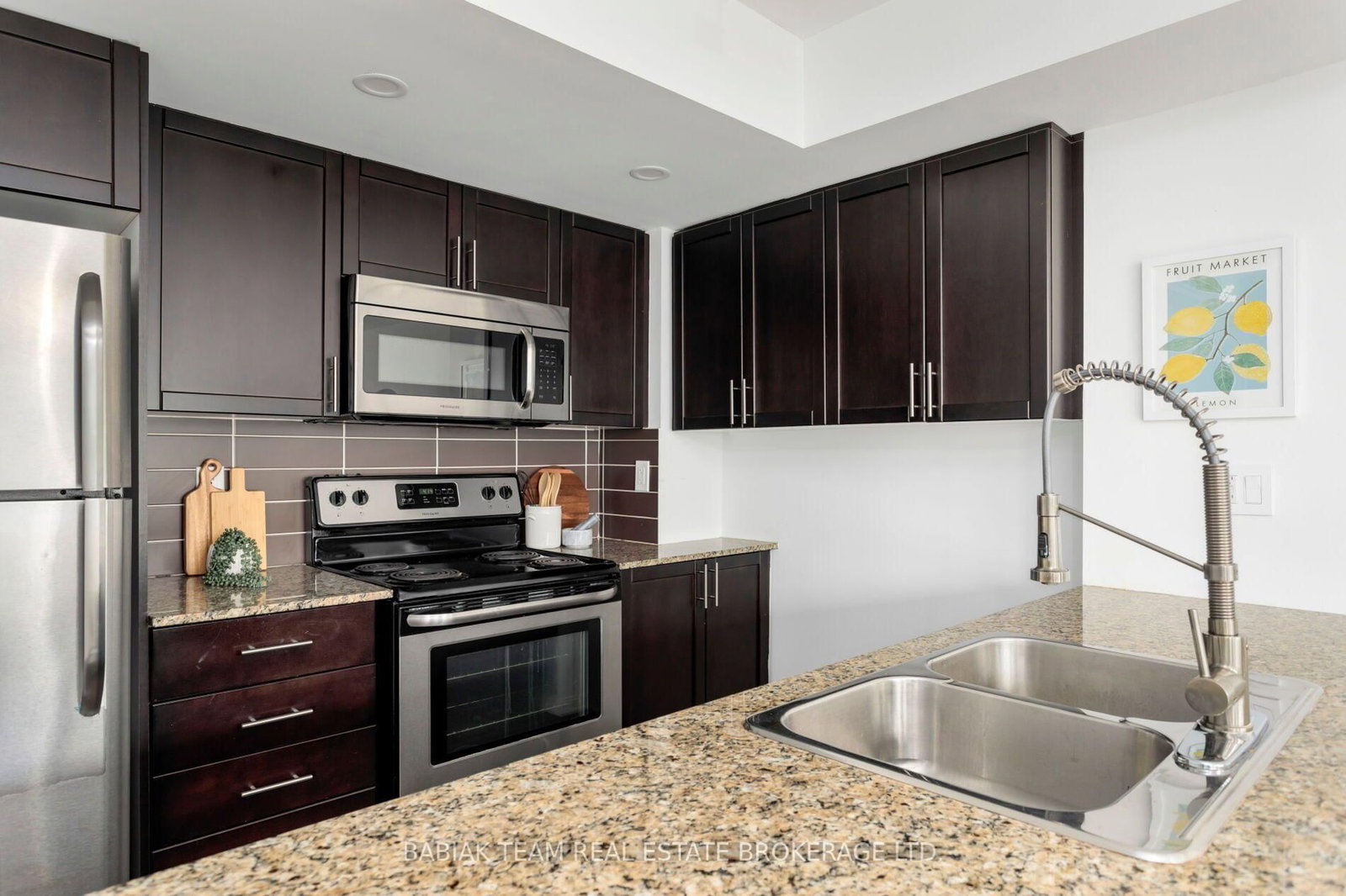 8 Foundry Avenue • #258 • Toronto, ON photo 9