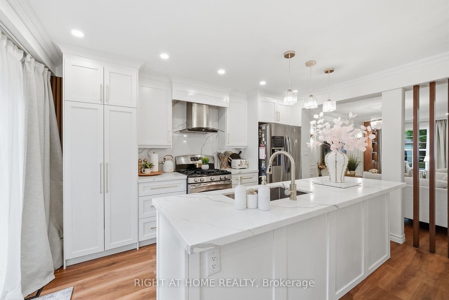 2272 Mowat Avenue • #44 • Oakville, ON photo 18
