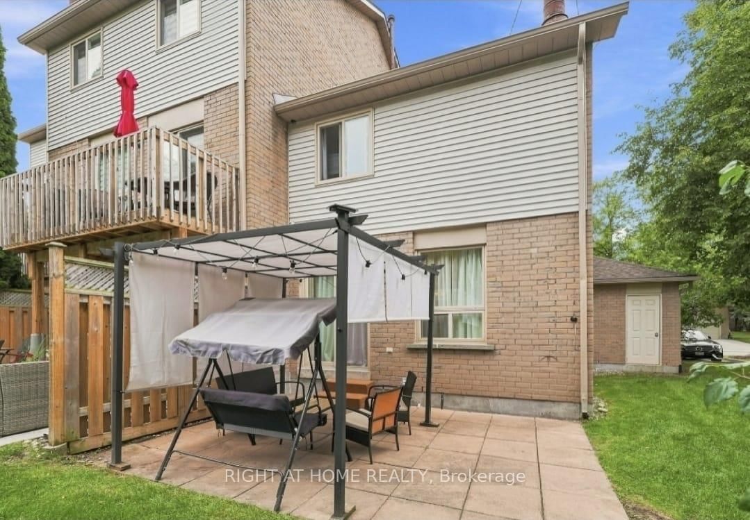 2272 Mowat Avenue • #44 • Oakville, ON photo 42