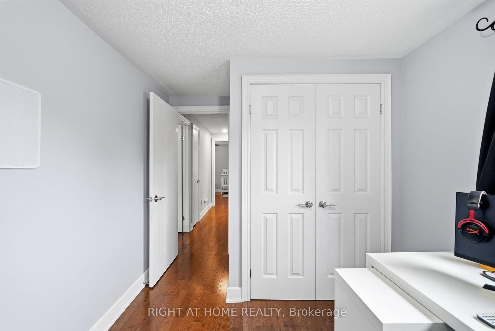 2272 Mowat Avenue • #44 • Oakville, ON photo 8