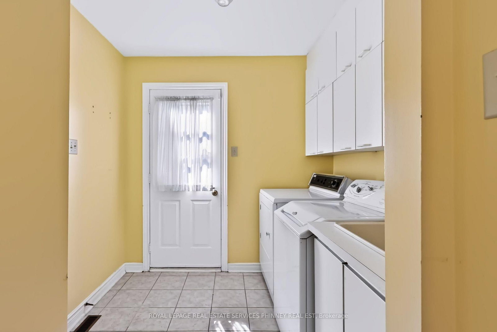 6036 St. Ives Way • Mississauga, ON photo 16