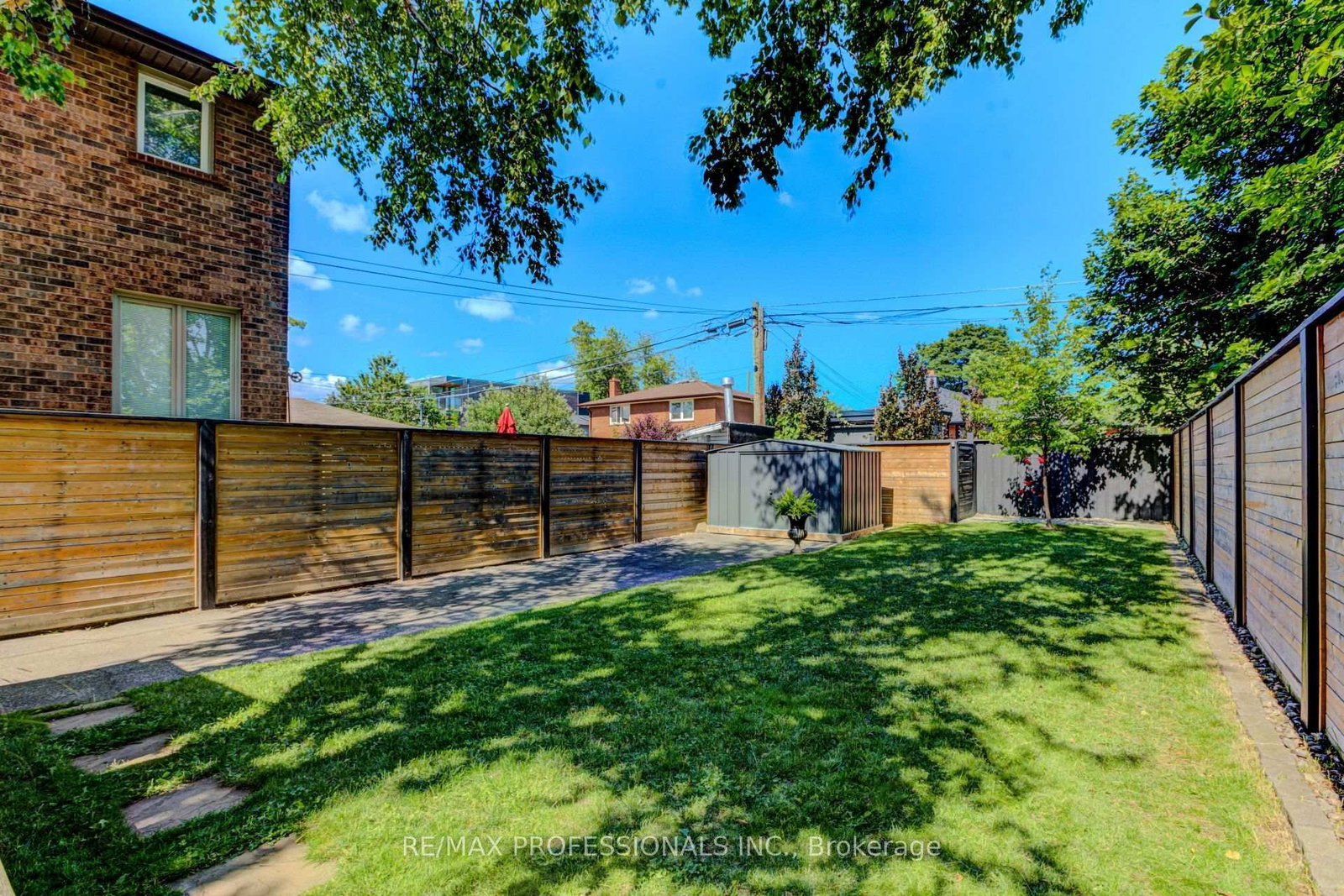 39 Rosemeade Avenue • Toronto, ON photo 43