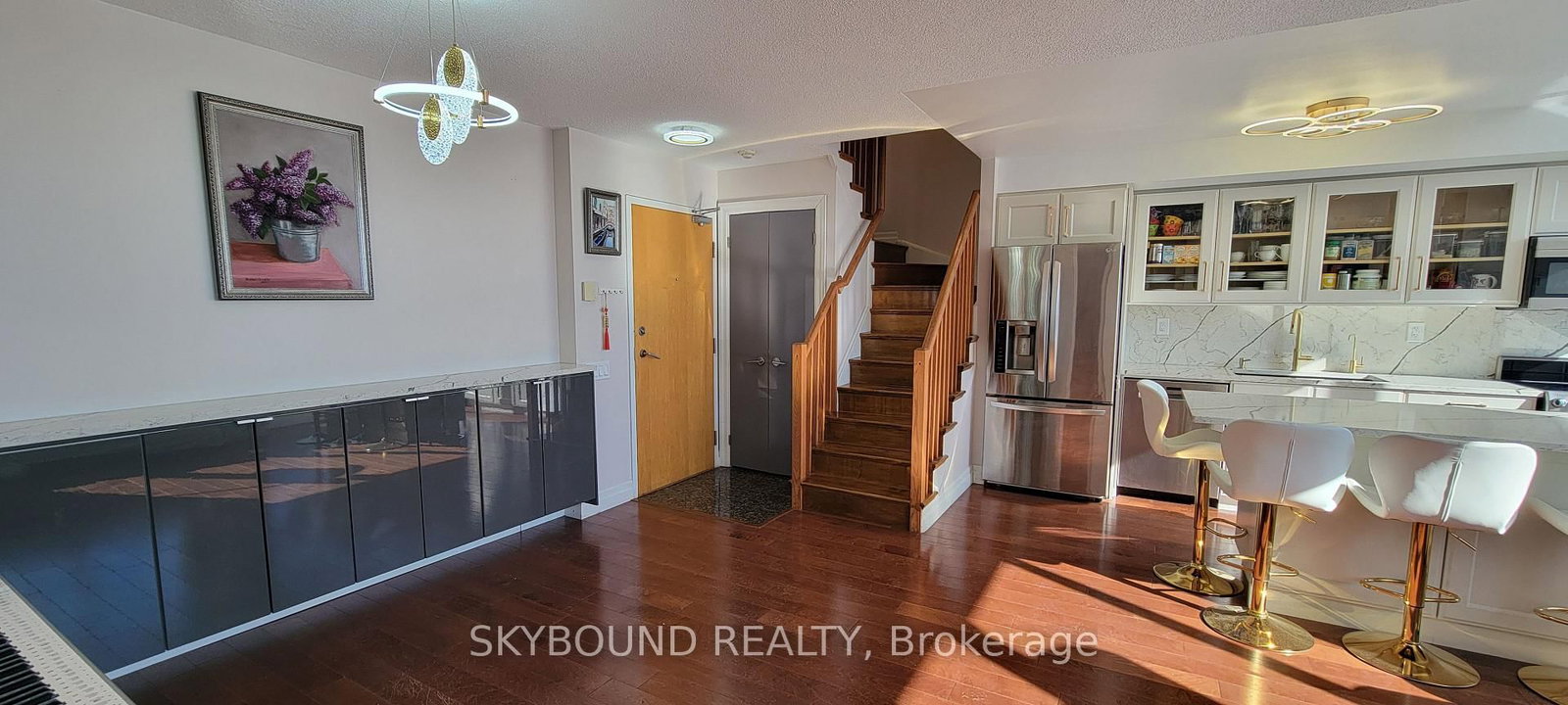 1040 The Queensway • #919 • Toronto, ON photo 5