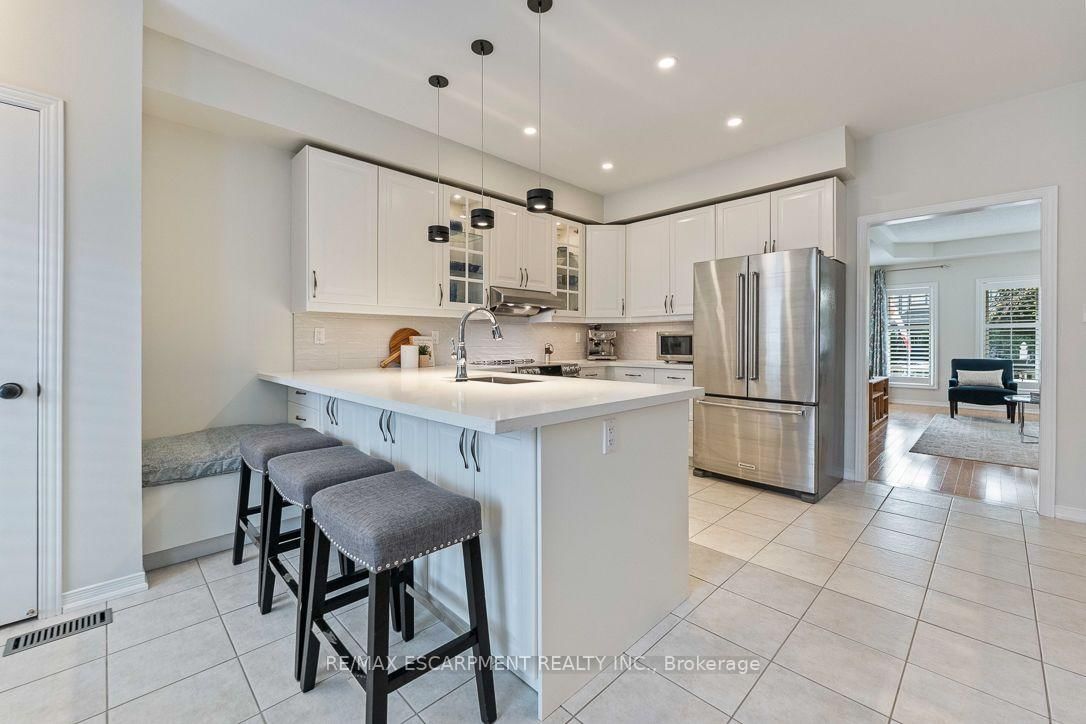 253 Gatwick Drive • Oakville, ON photo 12