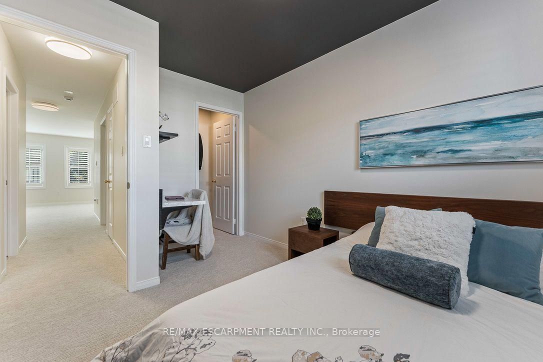 253 Gatwick Drive • Oakville, ON photo 24