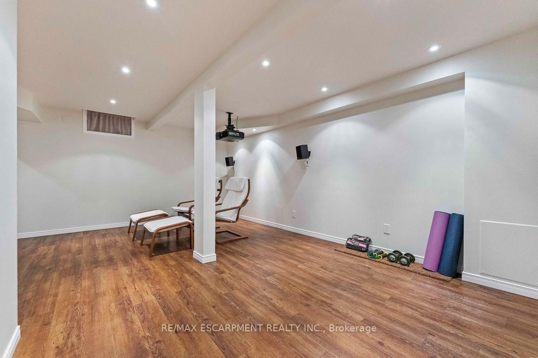 253 Gatwick Drive • Oakville, ON photo 36