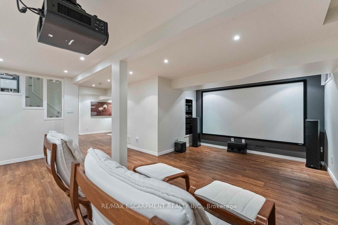 253 Gatwick Drive • Oakville, ON photo 37
