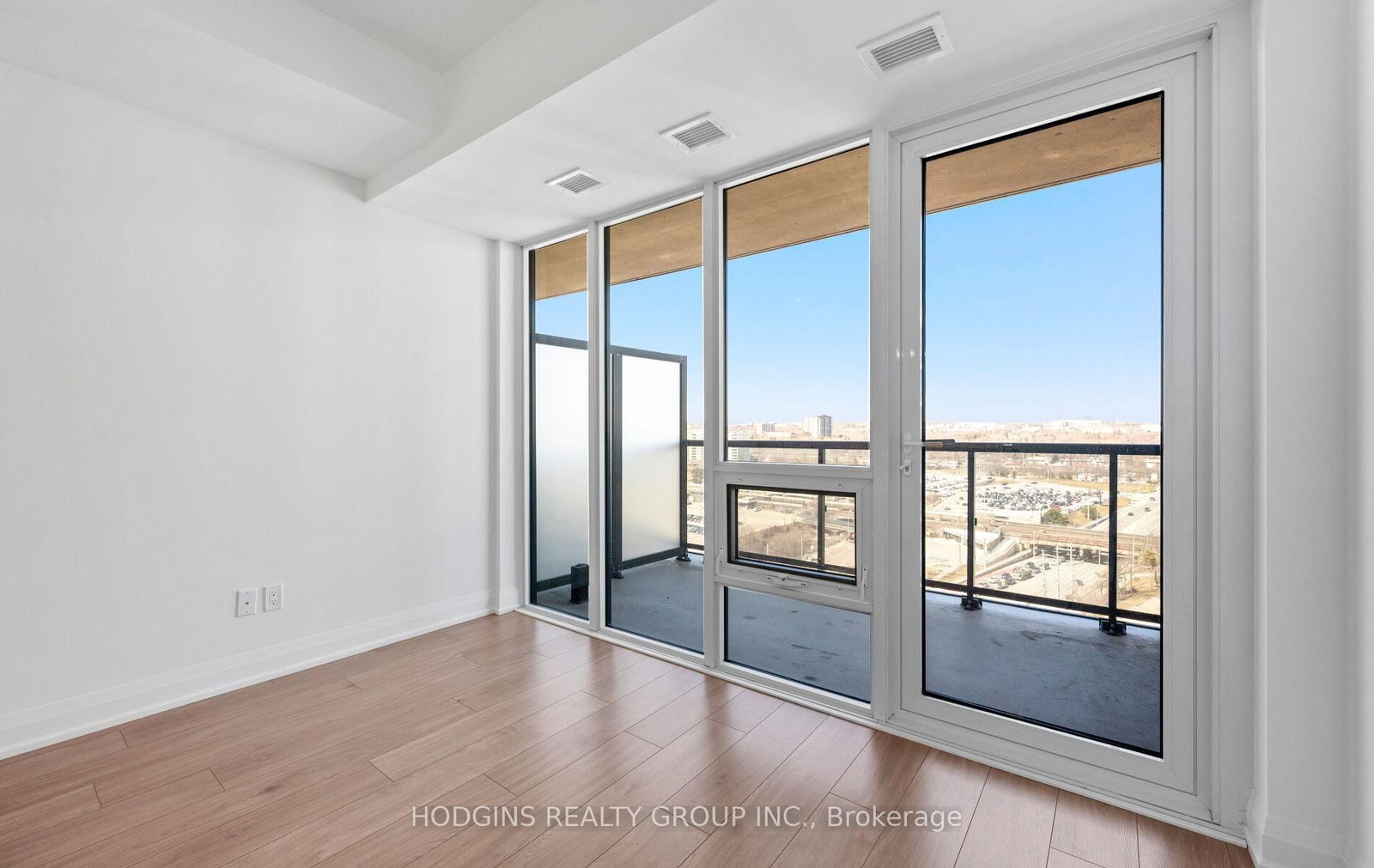 1035 Southdown Road • #1714 • Mississauga, ON photo 6