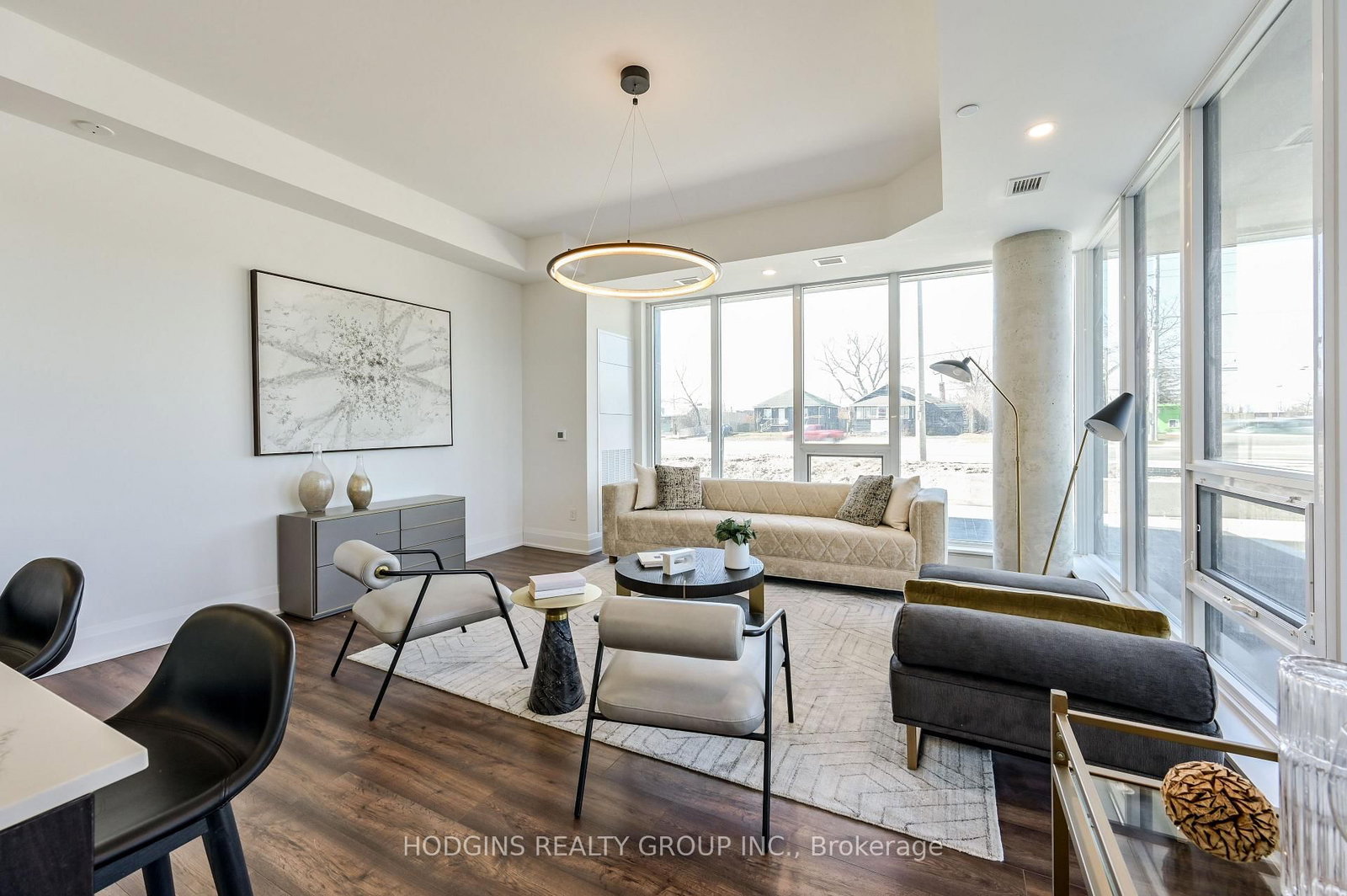 1035 Southdown Road • #1711 • Mississauga, ON photo 3