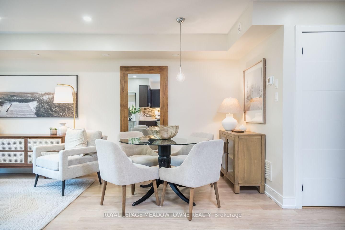 2563 Sixth Line • #15 • Oakville, ON photo 14