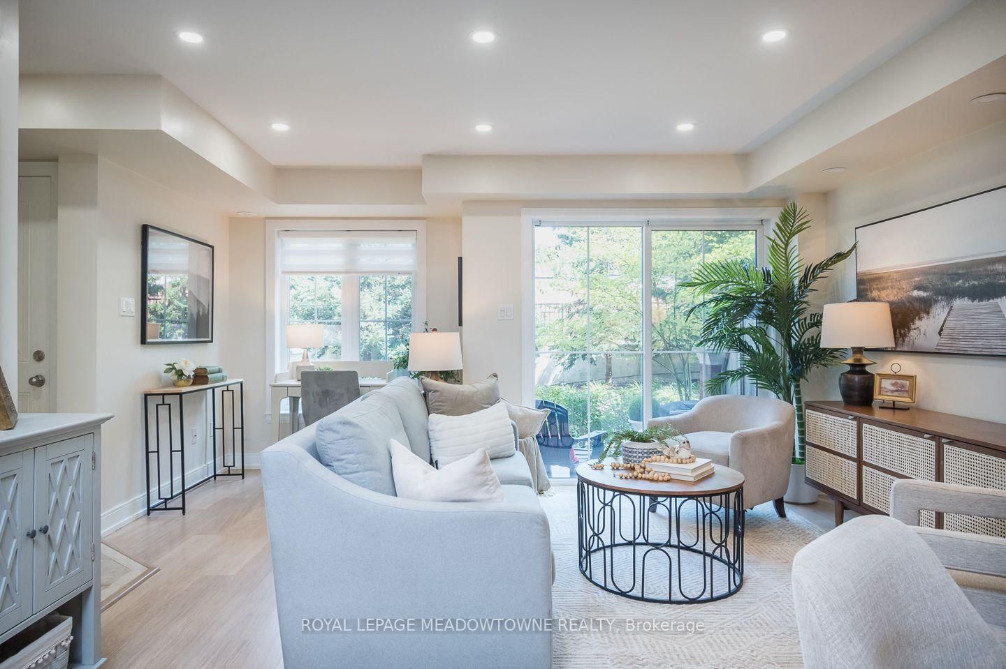 2563 Sixth Line • #15 • Oakville, ON photo 8