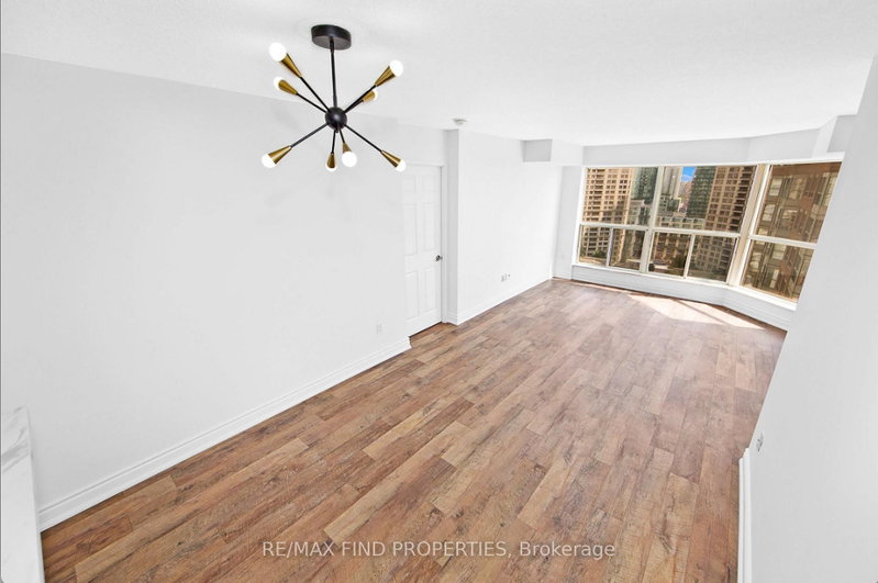1907 - 335 Webb Drive