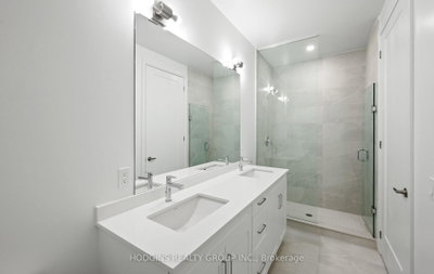 1035 Southdown Mississauga,ON L5J 0A2 — Photo 14