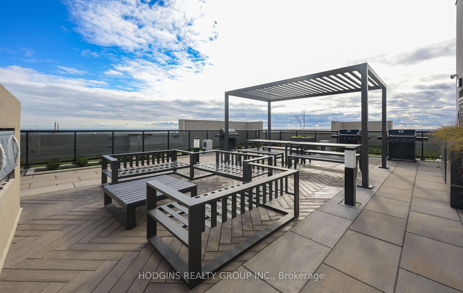 1035 Southdown Road • #106 • Mississauga, ON photo 37