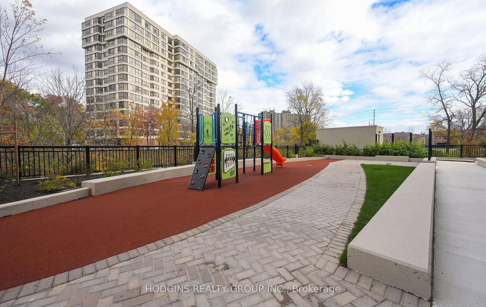 1035 Southdown Road • #106 • Mississauga, ON photo 41