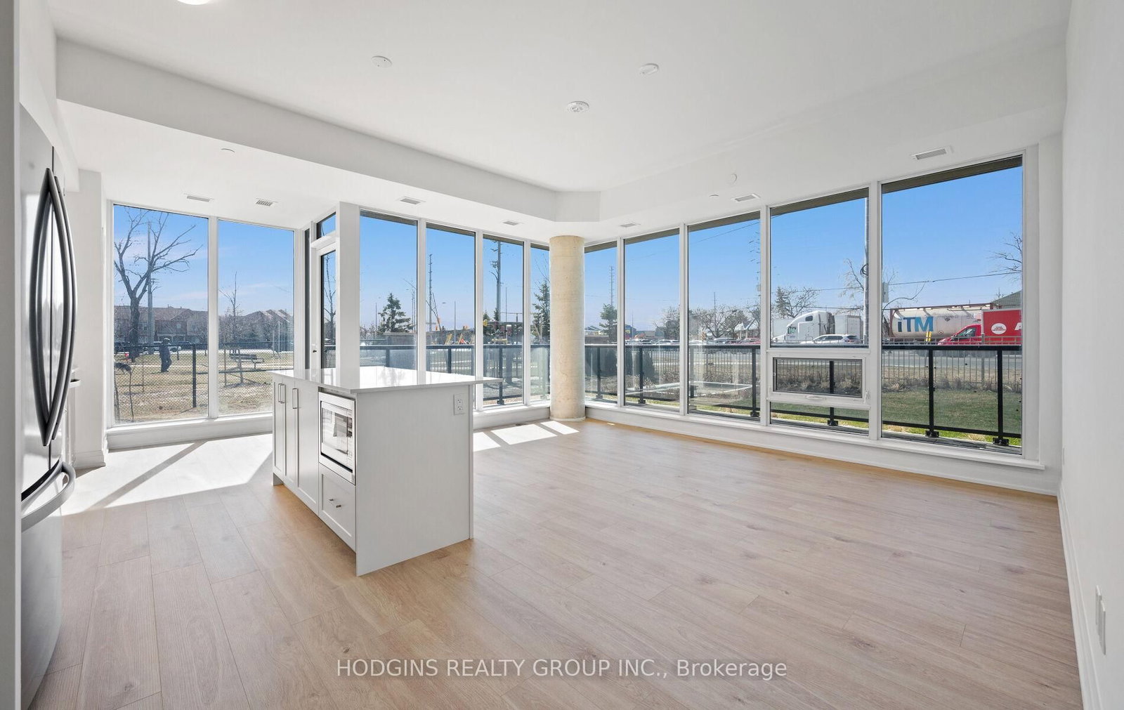 1035 Southdown Road • #106 • Mississauga, ON photo 5